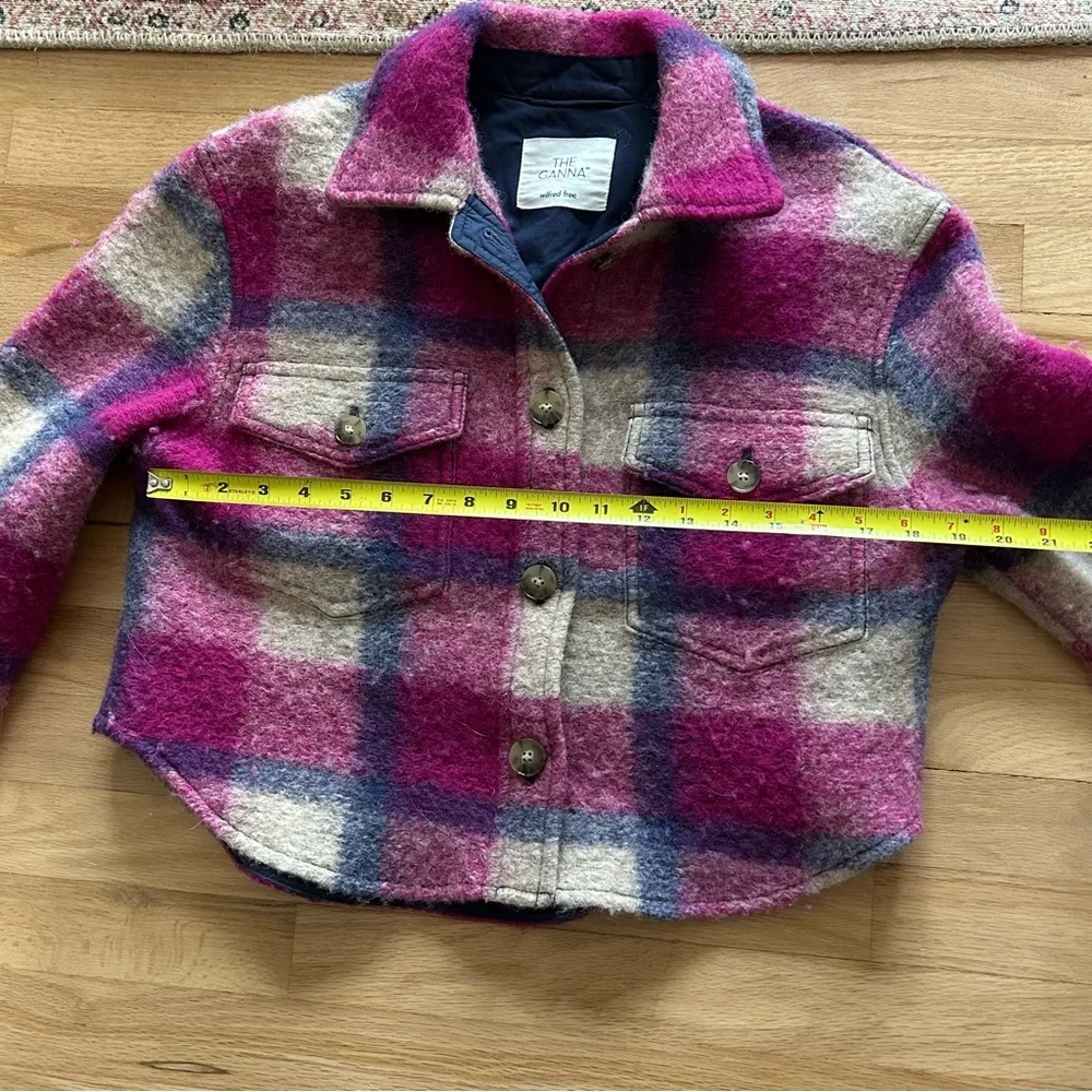 Aritzia excellent preowned
